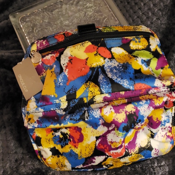 Cosmetic bag - Picture 3 of 3